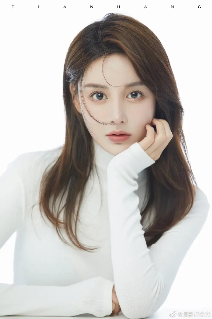 钉钉苹果版界面示意图